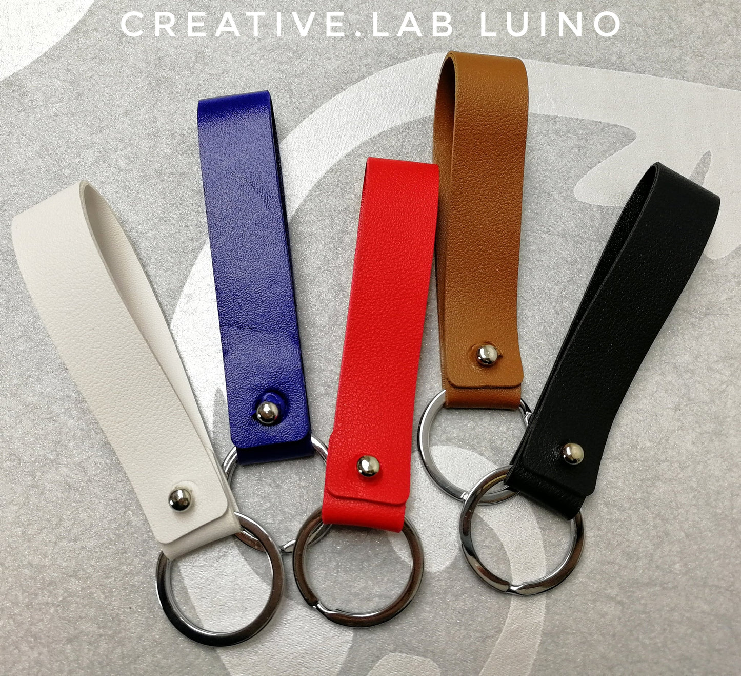 Portachiavi per maestro con strap in ecopelle