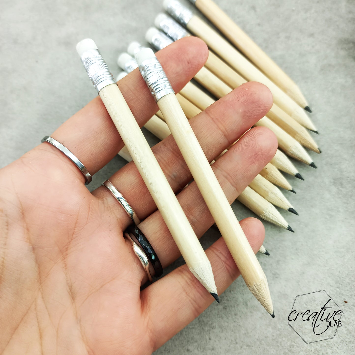 Matita mini in legno con gomma, con incisione personalizzata