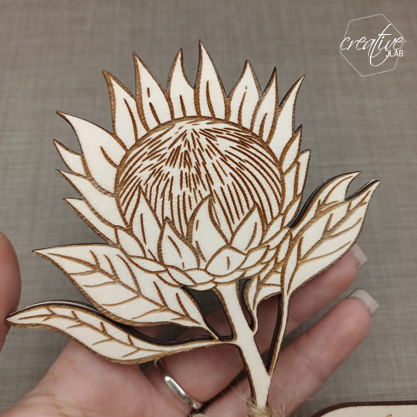 Fiore di legno per maestra personalizzabile