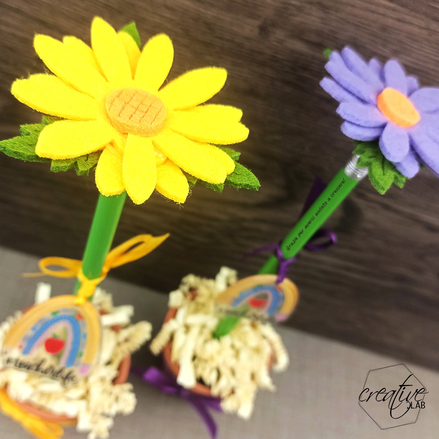 Fiore matita in legno personalizzabile con nome dell'insegnante