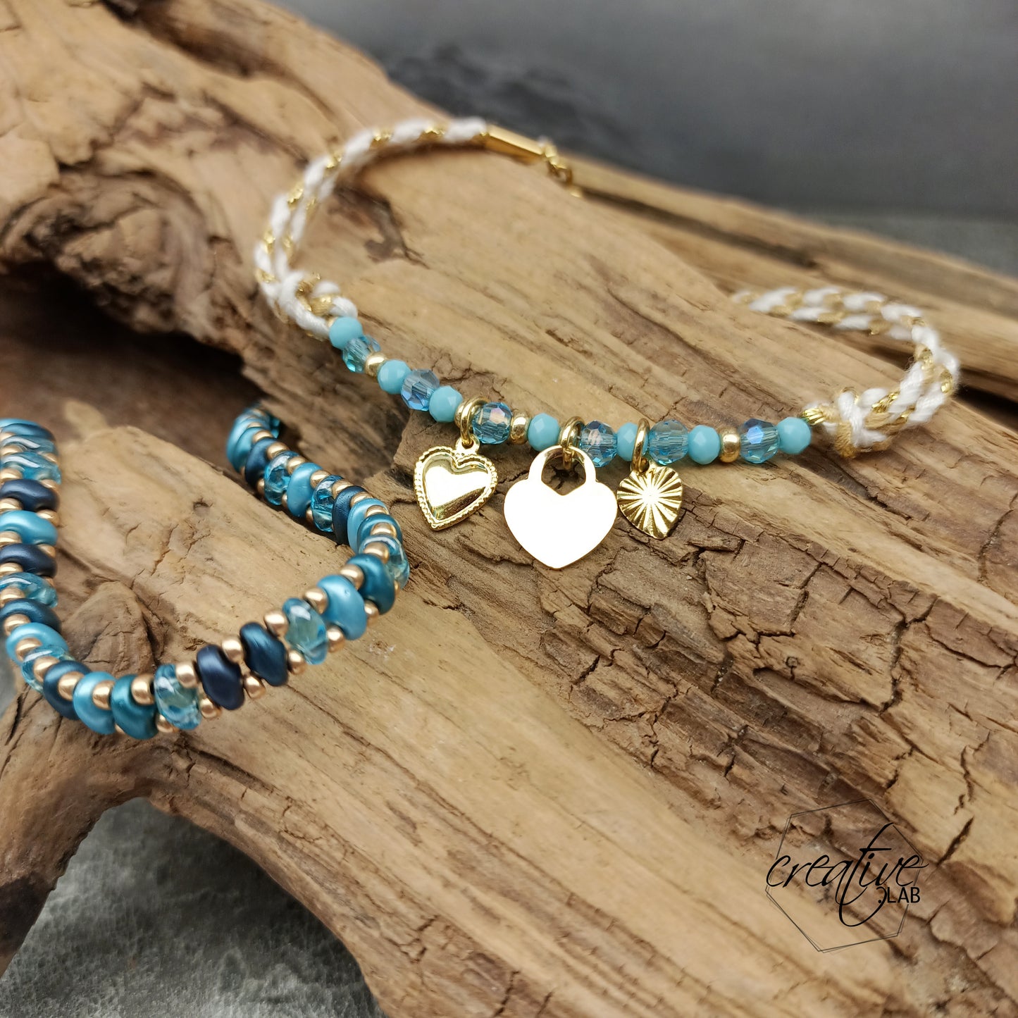 Set bracciali celeste e oro con ciondoli a cuore personalizzabile