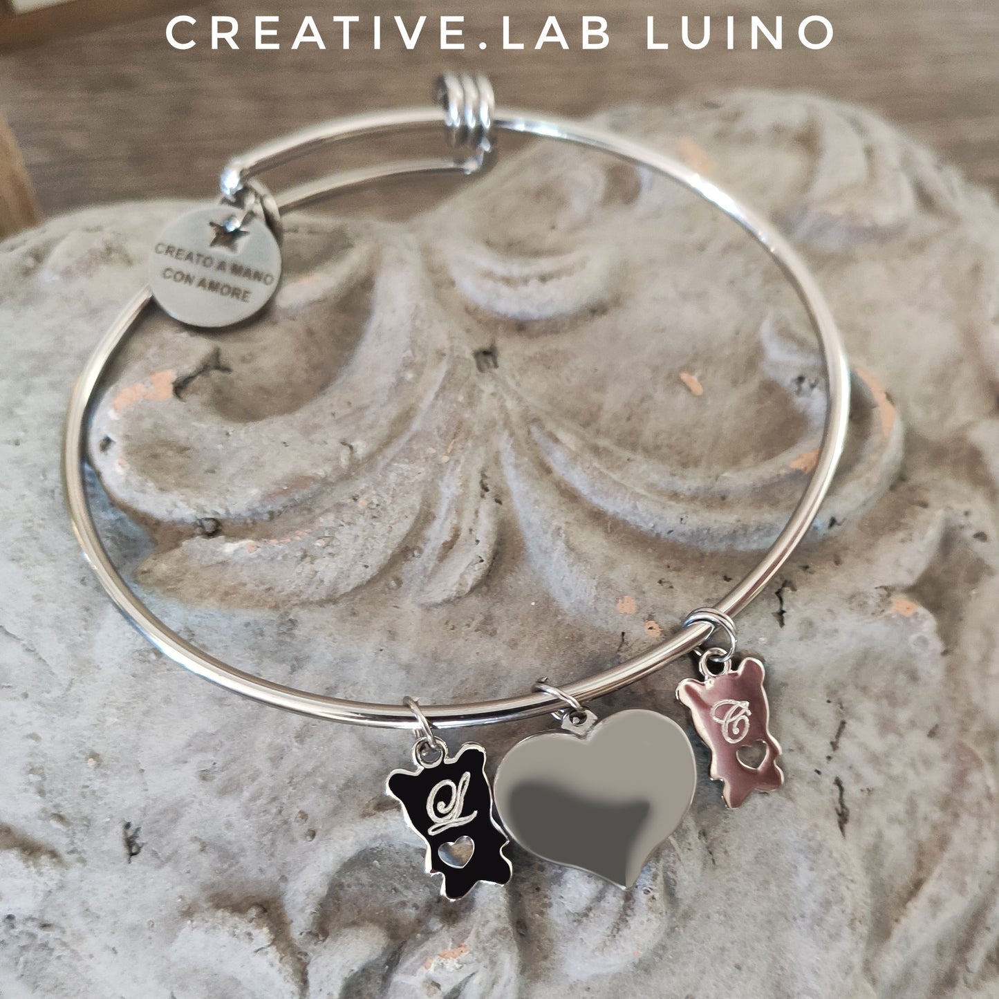 Bracciale rigido con ciondoli personalizzabili a orsetto (G20+A6+B20D)