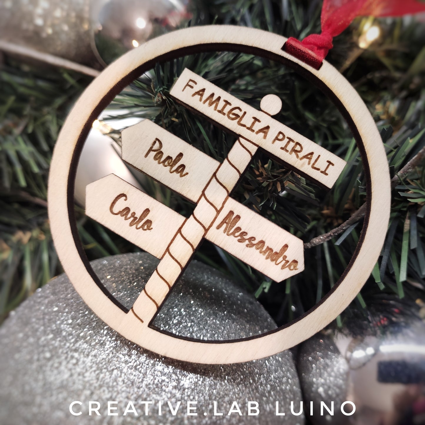 Decorazione Natalizia Personalizzabile con nomi della famiglia