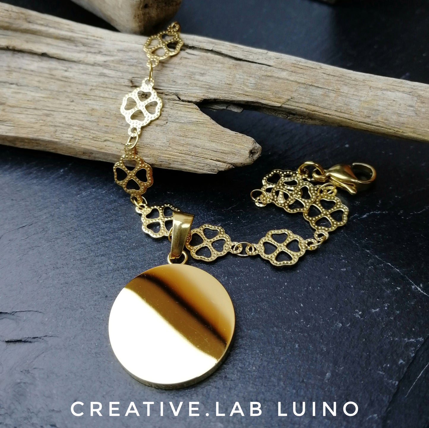 Bracciale quadrifogli oro e ciondolo personalizzabile tondo (G1+A20)