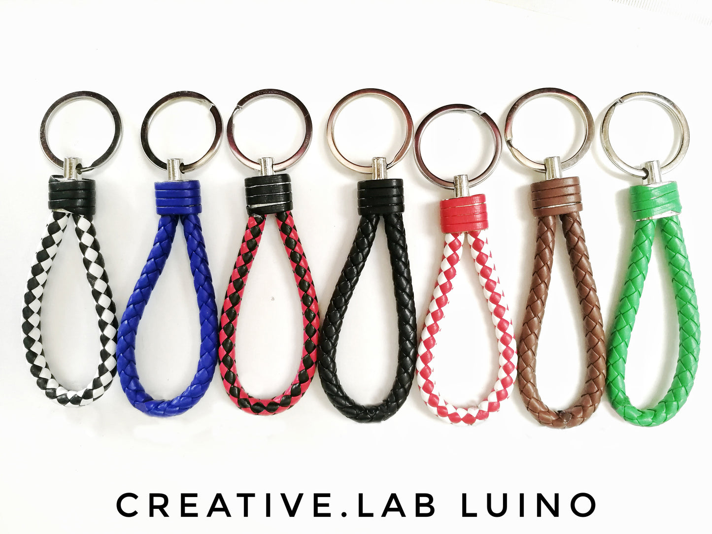 Portachiavi per la maestra con strap colorato e macchinina matita (C12+leth)