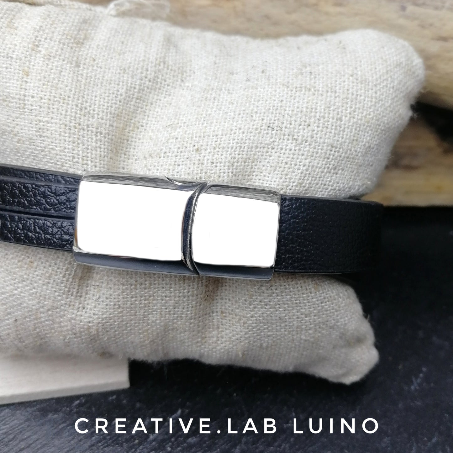 Bracciale da uomo in ecopelle personalizzabile (G93)