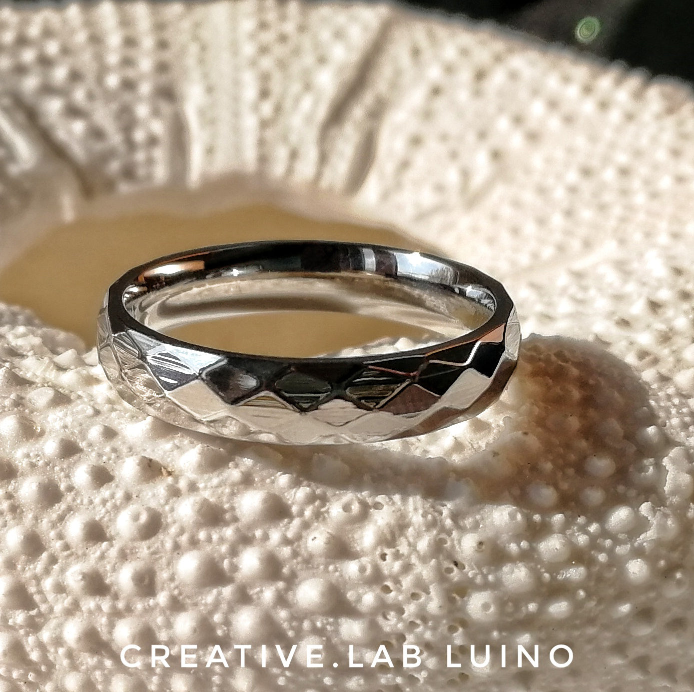 Anello fedina in acciaio