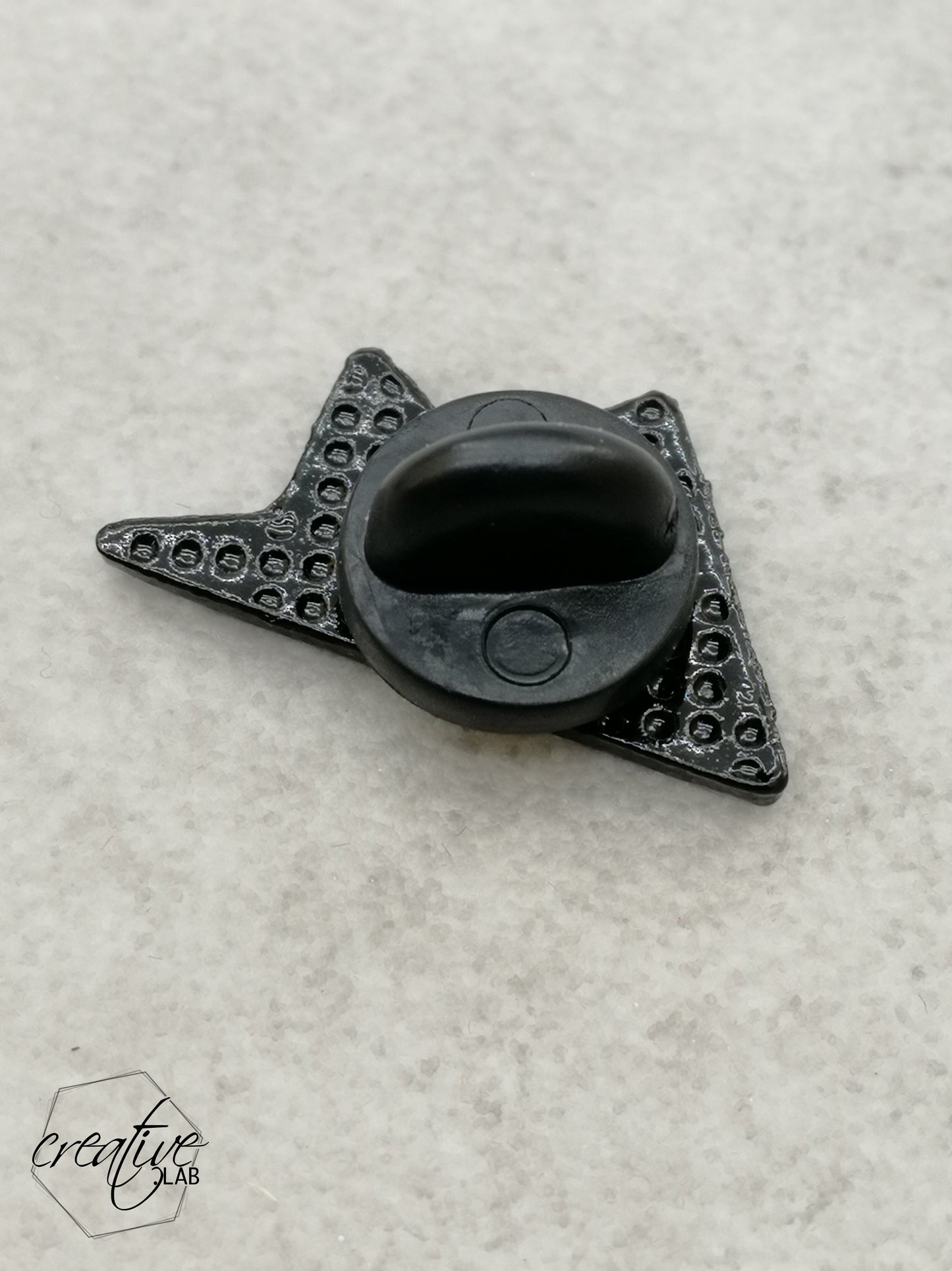 Spilla Aeroplanino con dedica su cartoncino