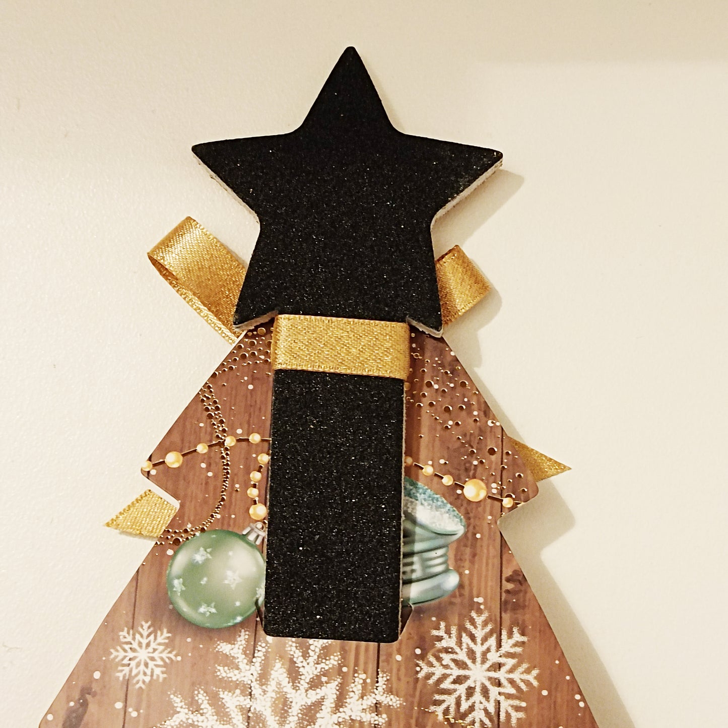 Crema mani con limetta in confezione natalizia