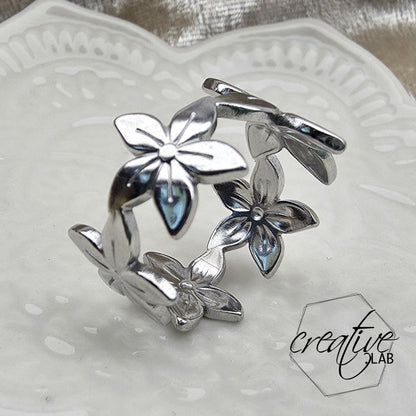 Anello in acciaio fiori