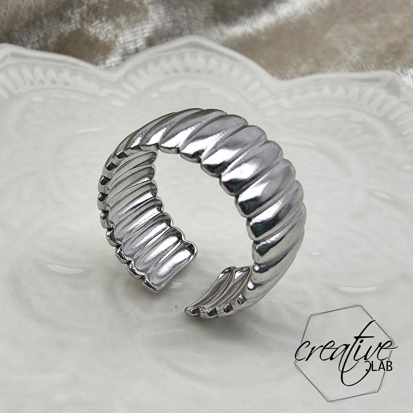 Anello in acciaio Fascia a Righe