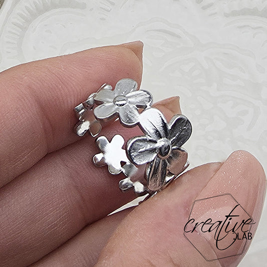 Anello in acciaio Fiori