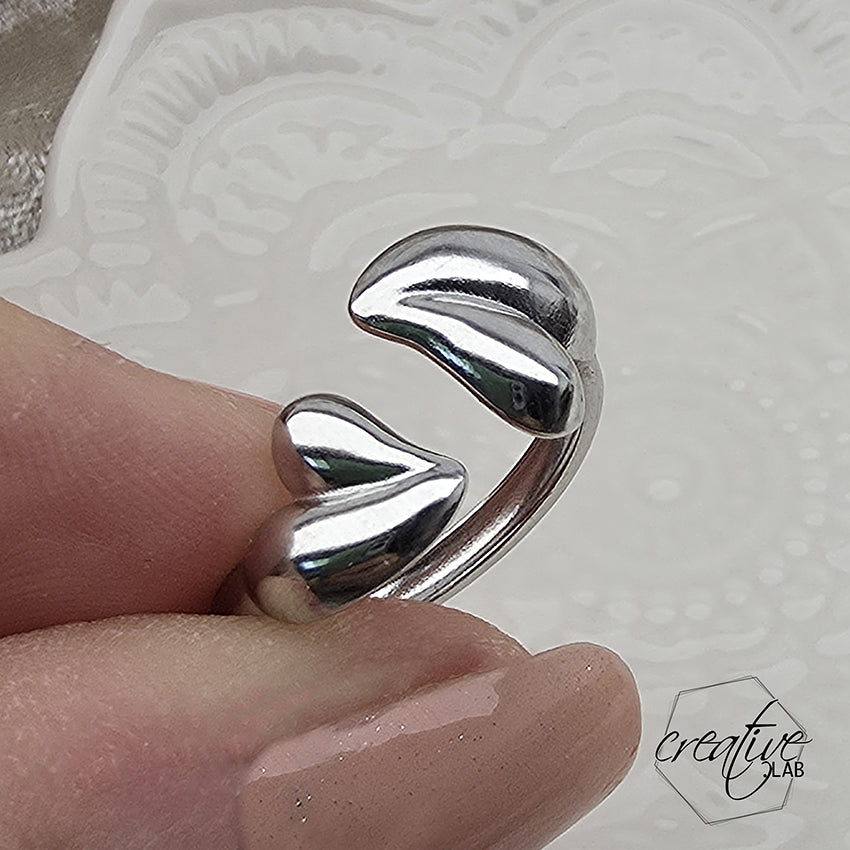 Anello in acciaio Foglie a Cuore