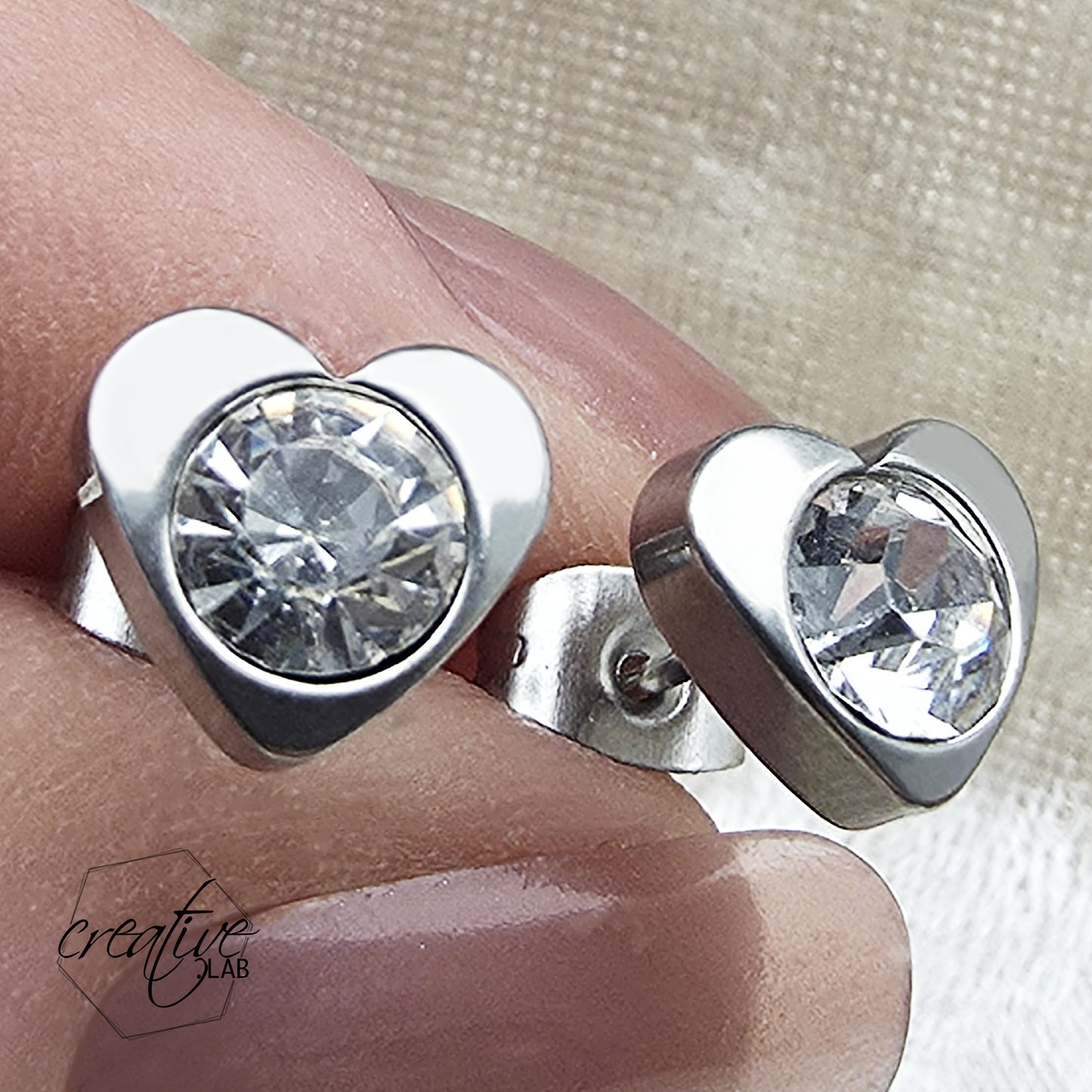 Orecchini a cuore con cristallo