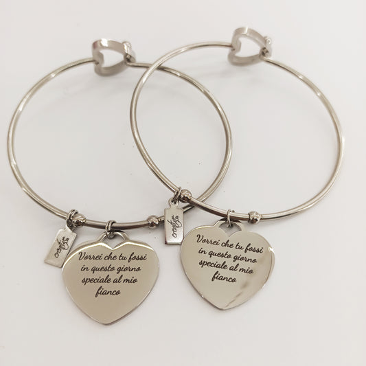 Bracciale rigido con ciondolo personalizzabile a cuore (G13+A48)