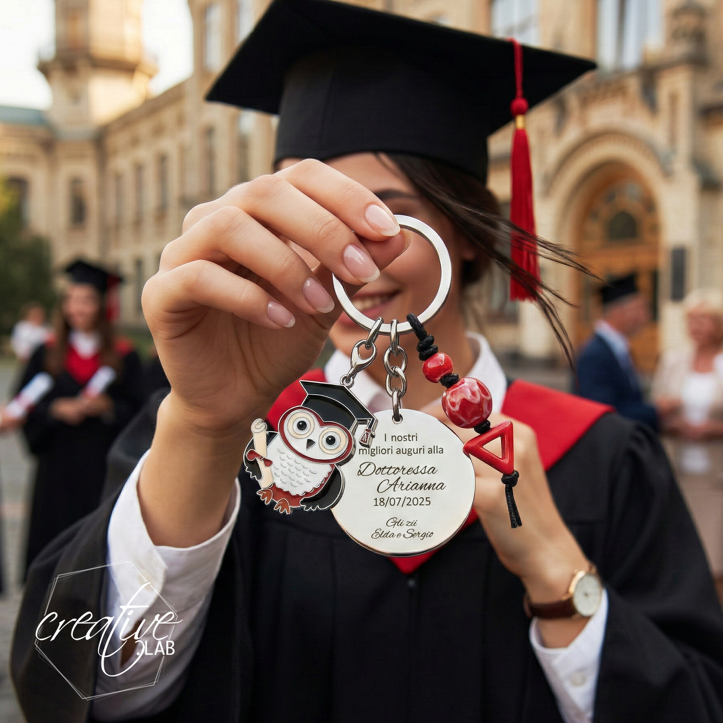 Portachiavi per laurea con gufo e perle di ceramica