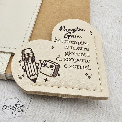 Segnalibro a cuore in ecopelle per insegnante