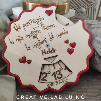 Disco orario in legno personalizzabile con cuori