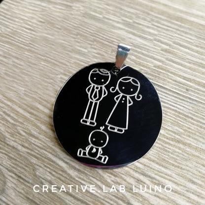 Bracciale con cuori in acciaio con ciondolo tondo personalizzabile - famiglia (G40+B10)