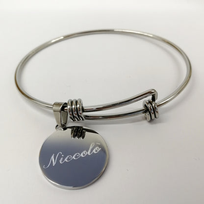 Bracciale rigido con nodi scorsoi e ciondolo personalizzabile tondo (G20+A20)