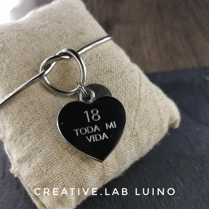 Bracciale rigido con nodo e ciondolo personalizzabile a cuore(G11+A11)