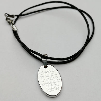 Ciondolo ovale personalizzabile con collarino (A29)