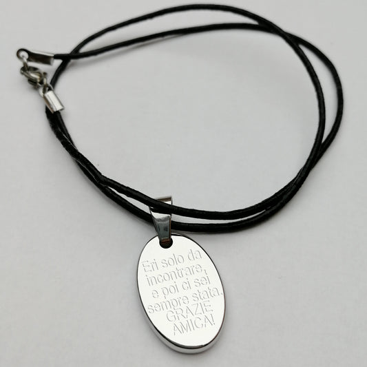 Ciondolo ovale personalizzabile con collarino (A29)