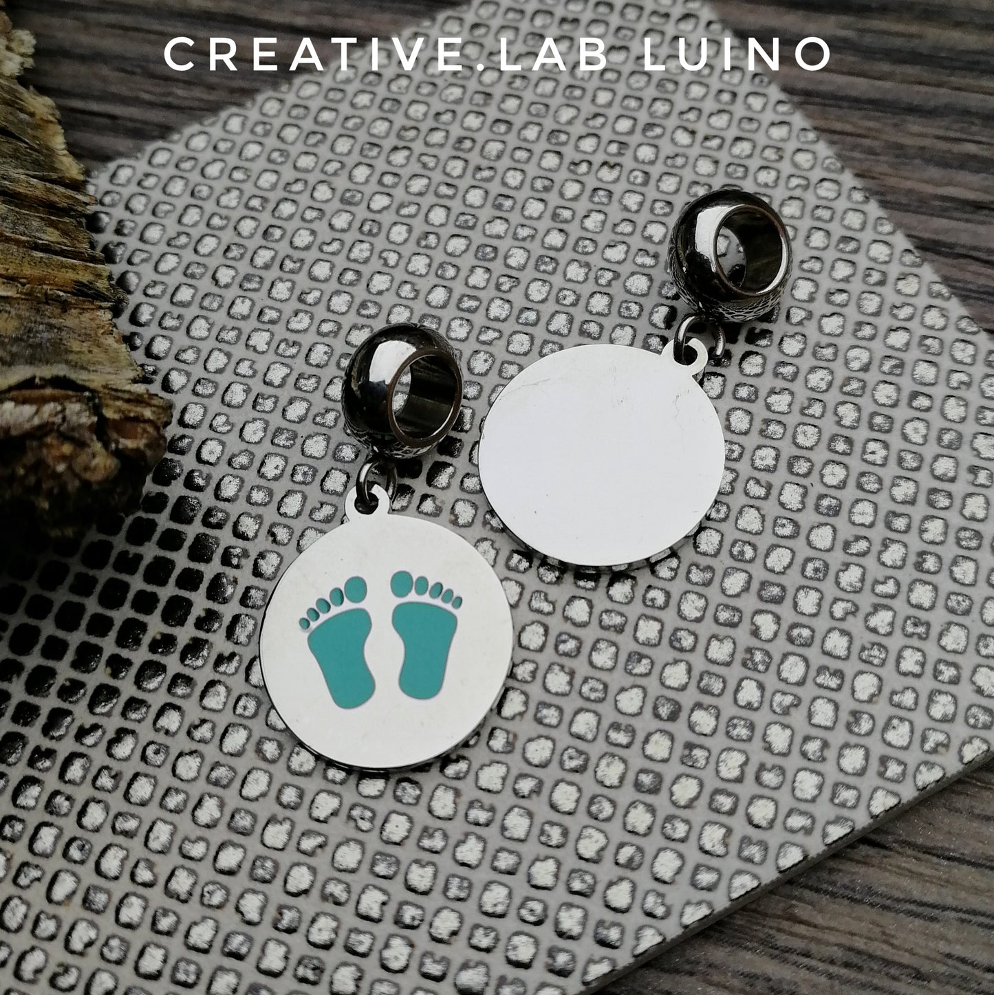 Ciondolo nascita con piedini rosa/azzurri da personalizzare  (B33)