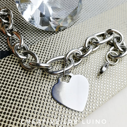 Bracciale in acciaio con ciondolo a cuore (G33+A4)