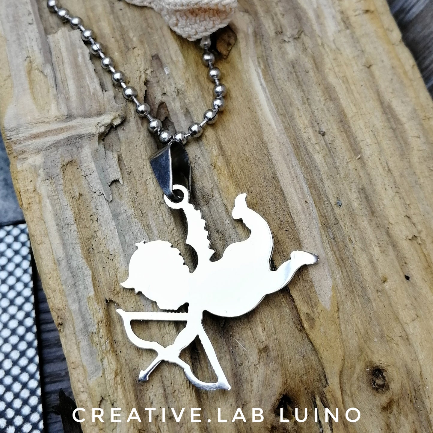 Ciondolo cupido personalizzato con collarino (B7)