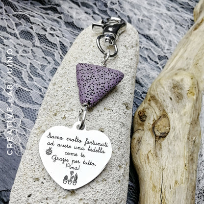Portachiavi con perla di lava e ciondolo a cuore, personalizzabile per la bidella