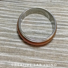 Carica l&#39;immagine nel visualizzatore di Gallery, Anello con finitura occhio di gatto rosa