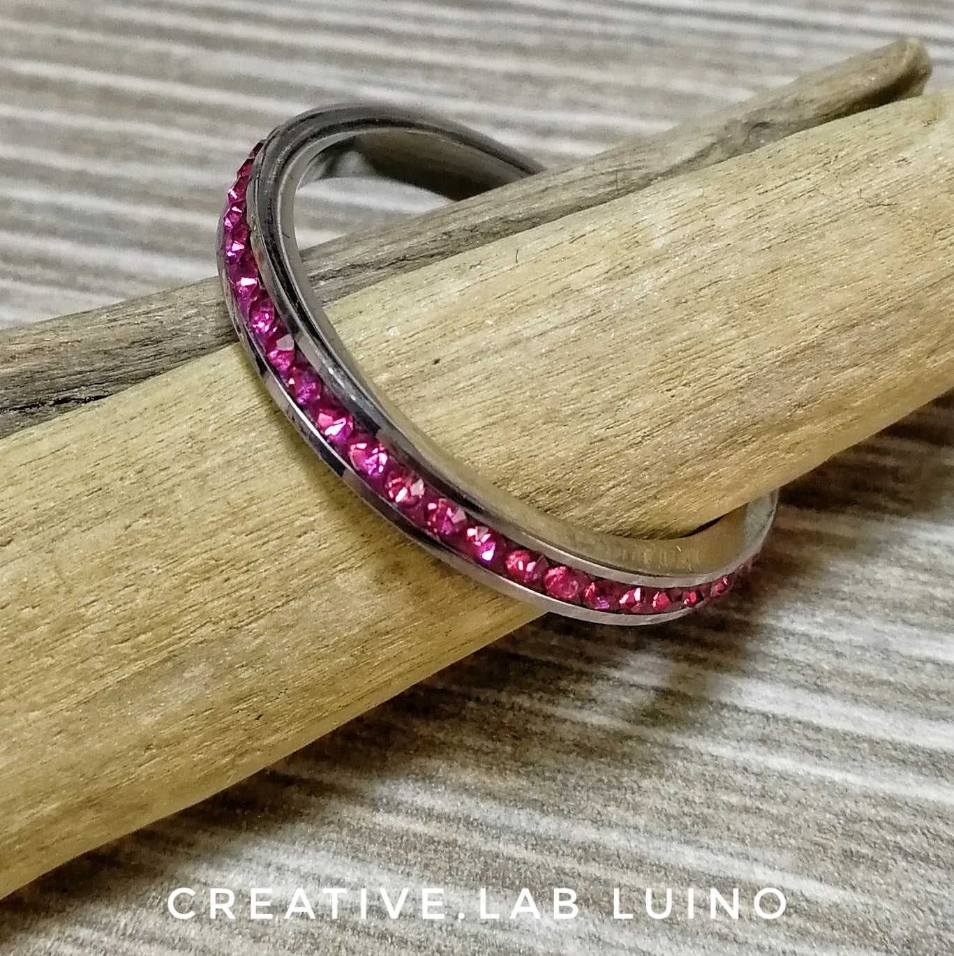 Anello strass rosa