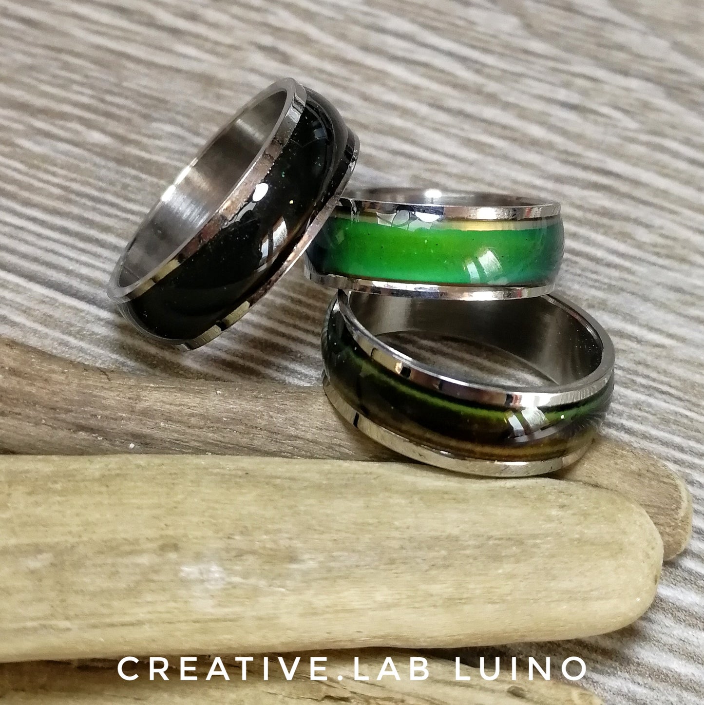 Anello che cambia colore in base all'umore