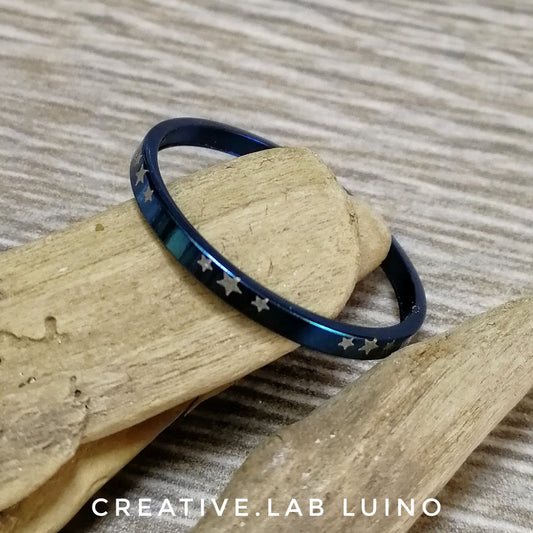 Anello fedina blu stelline