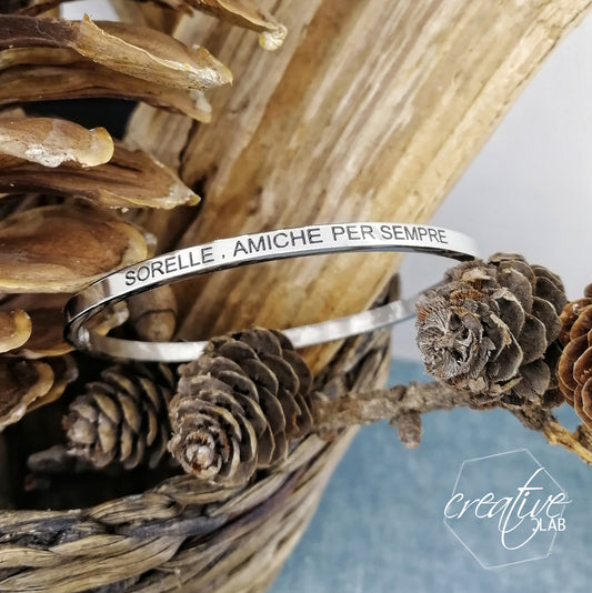 Bracciale a manetta "Sorelle, amiche per sempre"