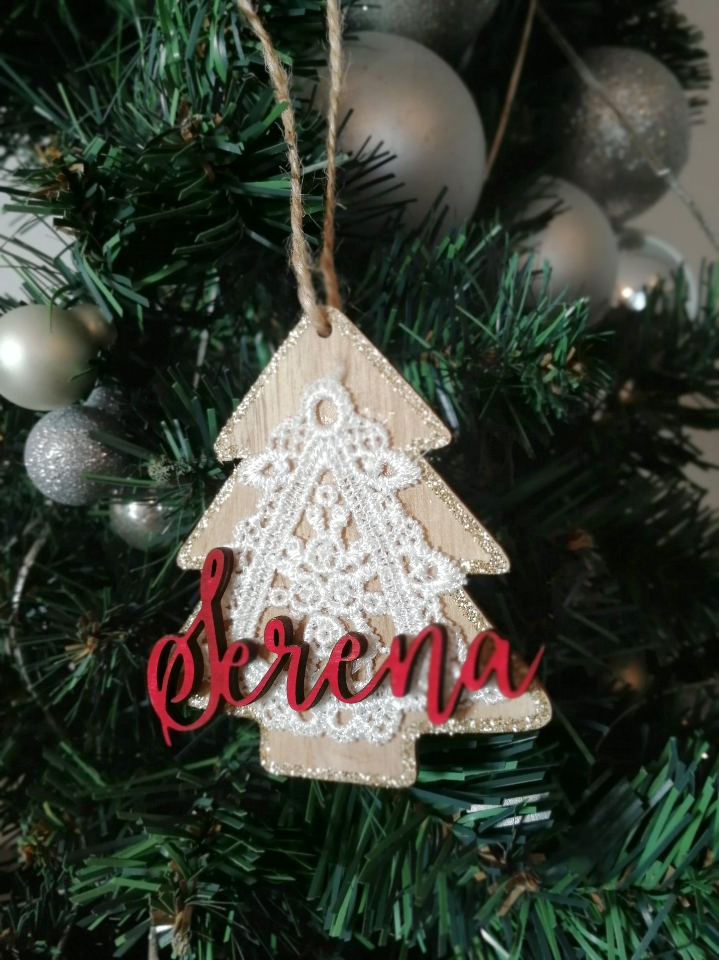 Decorazione Natalizia Personalizzabile albero con pizzo e nome