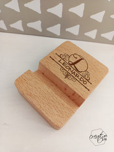 Porta smartphone in legno, personalizzabile con iniziale e nome