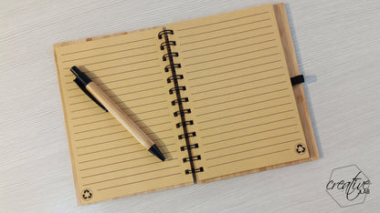 Notes e penna di bamboo, personalizzabile per maestri - grafica libreria con nomi