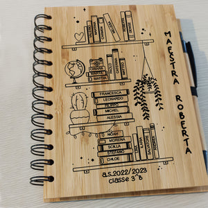 Notes e penna di bamboo, personalizzabile per maestri - grafica libreria con nomi
